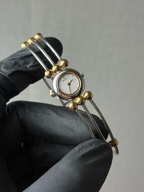 Vintage 1998 Seiko 1E20-0C40 Two-Tone Beaded Bangle Bracelet Women’s Watch